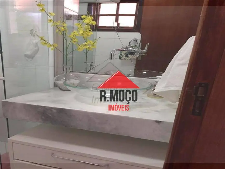 Casa com 4 quartos à venda, 390m2 em Vila Matilde, São Paulo - SP - imagem 8 Foto 8 de Casa com 4 quartos à venda, 390m2 em Vila Matilde, São Paulo - SP