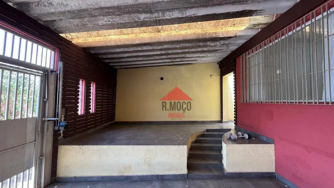 Foto 4 de Casa com 3 quartos à venda e para alugar, 300m2 em Jardim Triana, São Paulo - SP