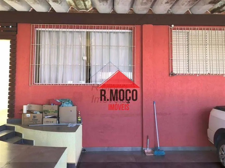 Foto 4 de Casa com 3 quartos à venda e para alugar, 300m2 em Jardim Triana, São Paulo - SP