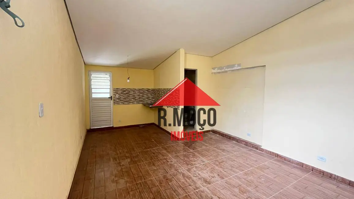 Foto 1 de Kitnet com 1 quarto para alugar, 26m2 em Vila Santana, São Paulo - SP