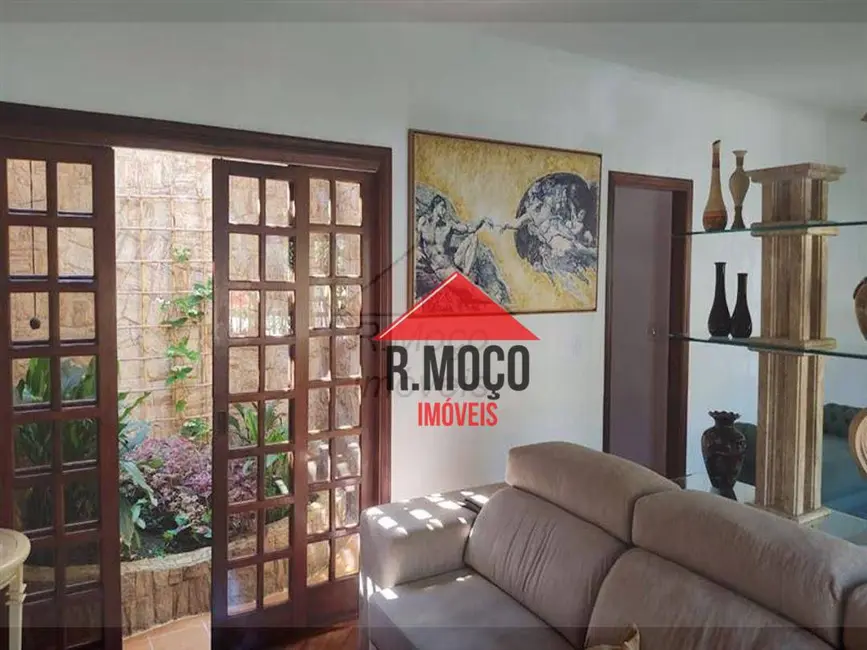 Casa com 3 quartos à venda, 360m2 em Cidade Patriarca, São Paulo - SP - imagem 6 Foto 6 de Casa com 3 quartos à venda, 360m2 em Cidade Patriarca, São Paulo - SP