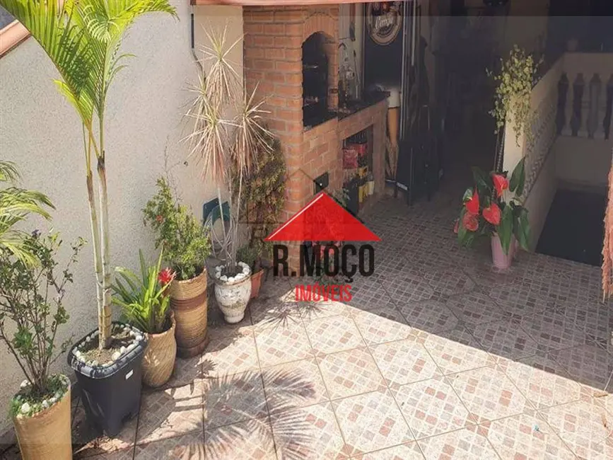 Sobrado com 2 quartos à venda, 84m2 em Vila Guilhermina, São Paulo - SP - imagem 3 Foto 3 de Sobrado com 2 quartos à venda, 84m2 em Vila Guilhermina, São Paulo - SP