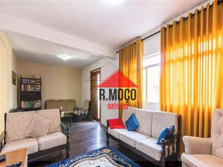 Sobrado com 4 quartos à venda, 300m2 em Jardim Triana, São Paulo - SP - imagem 1 Foto 1 de Sobrado com 4 quartos à venda, 300m2 em Jardim Triana, São Paulo - SP