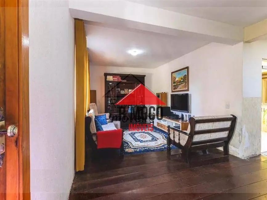 Sobrado com 4 quartos à venda, 300m2 em Jardim Triana, São Paulo - SP - imagem 3 Foto 3 de Sobrado com 4 quartos à venda, 300m2 em Jardim Triana, São Paulo - SP