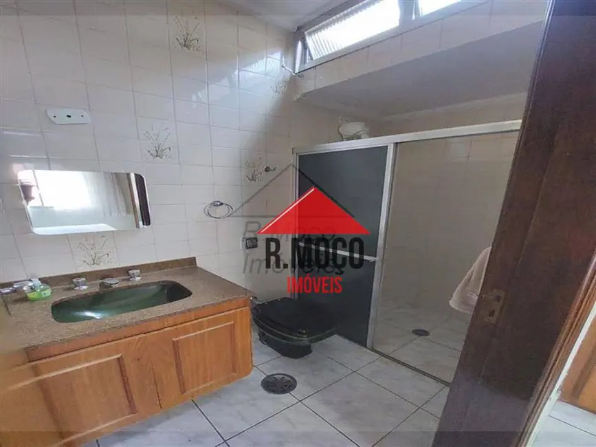 Casa com 4 quartos à venda, 250m2 em Vila Amália (Zona Leste), São Paulo - SP - imagem 8 Foto 8 de Casa com 4 quartos à venda, 250m2 em Vila Amália (Zona Leste), São Paulo - SP