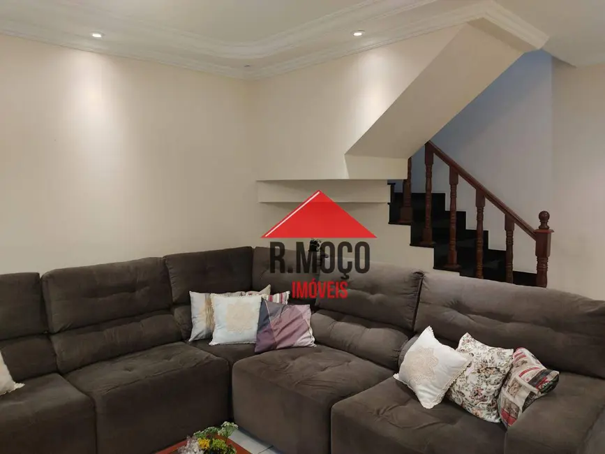 Sobrado com 3 quartos à venda, 145m2 em Vila Guilhermina, São Paulo - SP - imagem 4 Foto 4 de Sobrado com 3 quartos à venda, 145m2 em Vila Guilhermina, São Paulo - SP