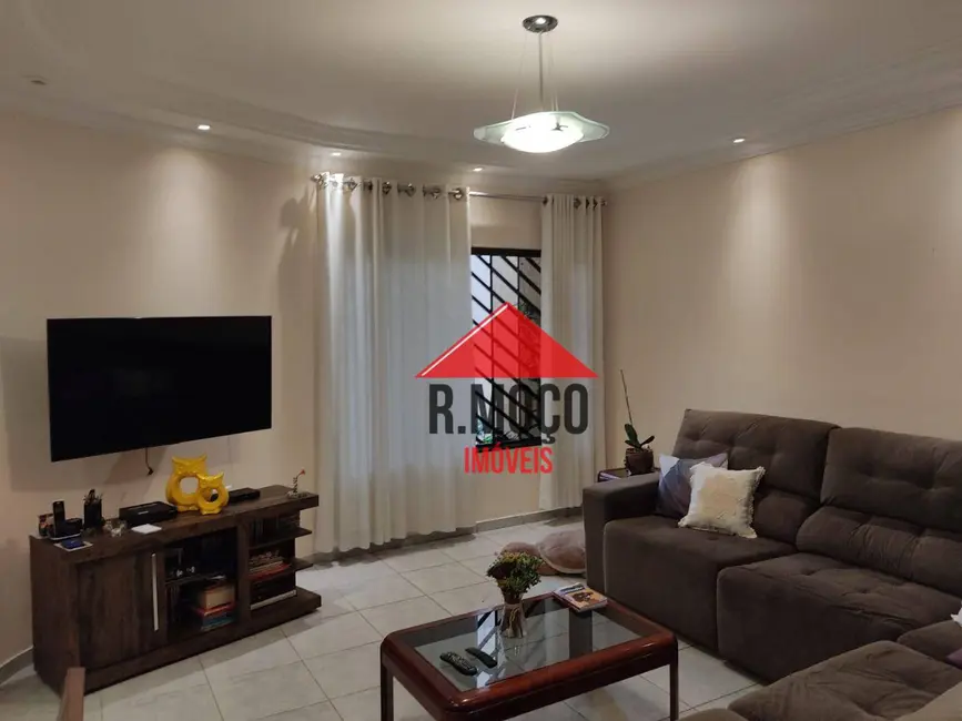 Sobrado com 3 quartos à venda, 145m2 em Vila Guilhermina, São Paulo - SP - imagem 3 Foto 3 de Sobrado com 3 quartos à venda, 145m2 em Vila Guilhermina, São Paulo - SP