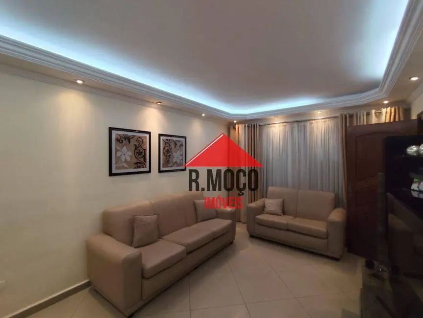 Sobrado com 3 quartos à venda, 150m2 em Cidade Patriarca, São Paulo - SP - imagem 3 Foto 3 de Sobrado com 3 quartos à venda, 150m2 em Cidade Patriarca, São Paulo - SP