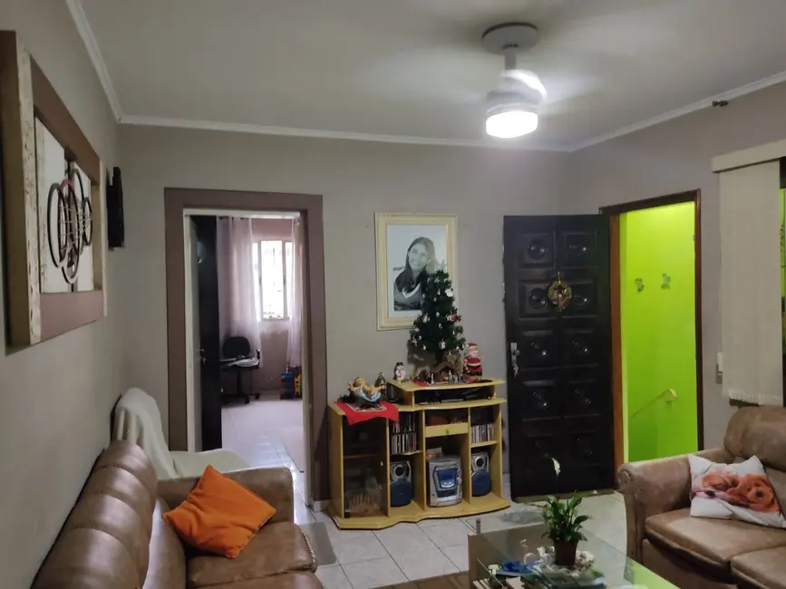 Foto 4 de Casa com 2 quartos à venda, 185m2 em Chácara Seis de Outubro, São Paulo - SP