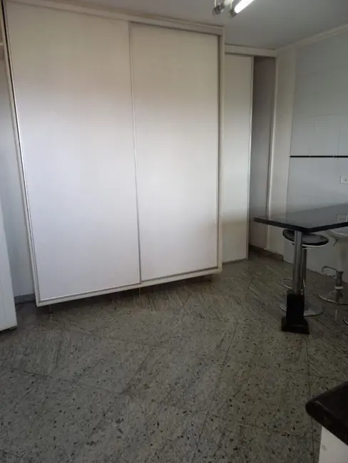 Sobrado com 3 quartos à venda, 198m2 em Vila Matilde, São Paulo - SP - imagem 3 Foto 3 de Sobrado com 3 quartos à venda, 198m2 em Vila Matilde, São Paulo - SP
