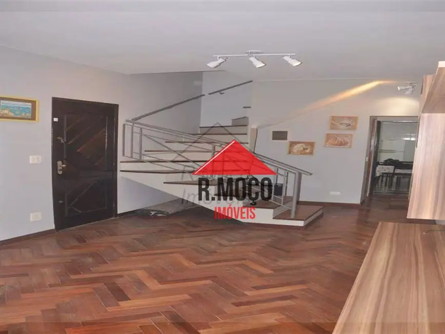 Sobrado com 3 quartos à venda, 148m2 em Artur Alvim, São Paulo - SP - imagem 7 Foto 7 de Sobrado com 3 quartos à venda, 148m2 em Artur Alvim, São Paulo - SP