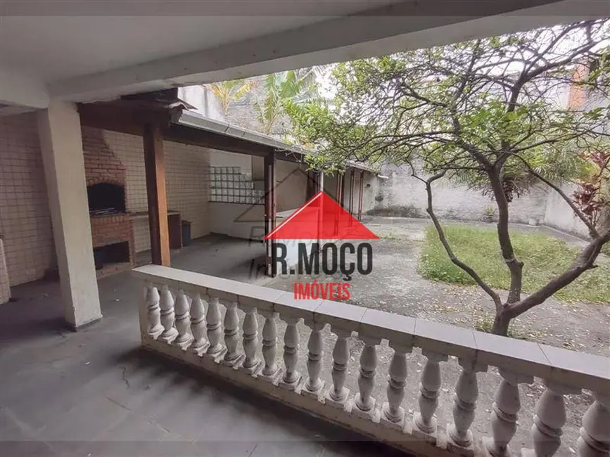 Sobrado com 3 quartos à venda, 277m2 em Jardim Triana, São Paulo - SP - imagem 5 Foto 5 de Sobrado com 3 quartos à venda, 277m2 em Jardim Triana, São Paulo - SP