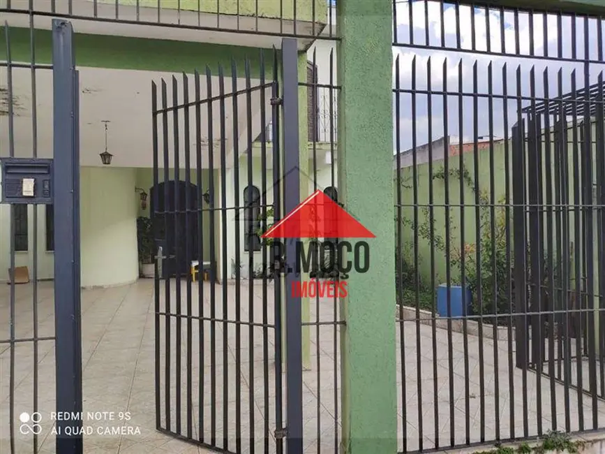 Sobrado com 3 quartos à venda, 300m2 em Jardim Triana, São Paulo - SP - imagem 2 Foto 2 de Sobrado com 3 quartos à venda, 300m2 em Jardim Triana, São Paulo - SP