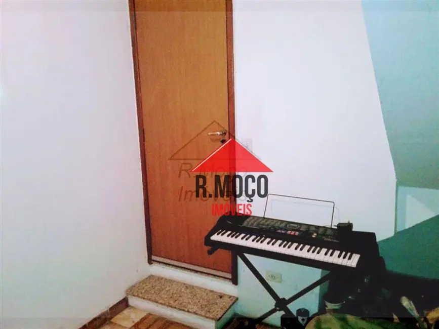 Sobrado com 2 quartos à venda, 140m2 em Jardim Teresa, São Paulo - SP - imagem 7 Foto 7 de Sobrado com 2 quartos à venda, 140m2 em Jardim Teresa, São Paulo - SP