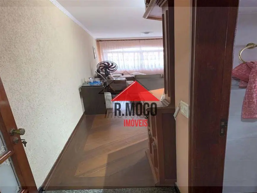 Sobrado com 3 quartos à venda, 262m2 em Cidade Patriarca, São Paulo - SP - imagem 9 Foto 9 de Sobrado com 3 quartos à venda, 262m2 em Cidade Patriarca, São Paulo - SP