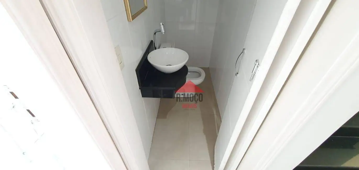 Sobrado com 3 quartos à venda e para alugar, 210m2 em Vila Guilhermina, São Paulo - SP - imagem 7 Foto 7 de Sobrado com 3 quartos à venda e para alugar, 210m2 em Vila Guilhermina, São Paulo - SP