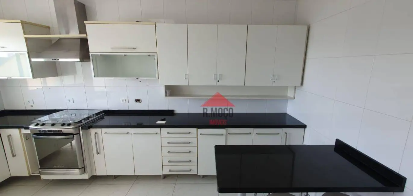 Sobrado com 3 quartos à venda e para alugar, 210m2 em Vila Guilhermina, São Paulo - SP - imagem 9 Foto 9 de Sobrado com 3 quartos à venda e para alugar, 210m2 em Vila Guilhermina, São Paulo - SP
