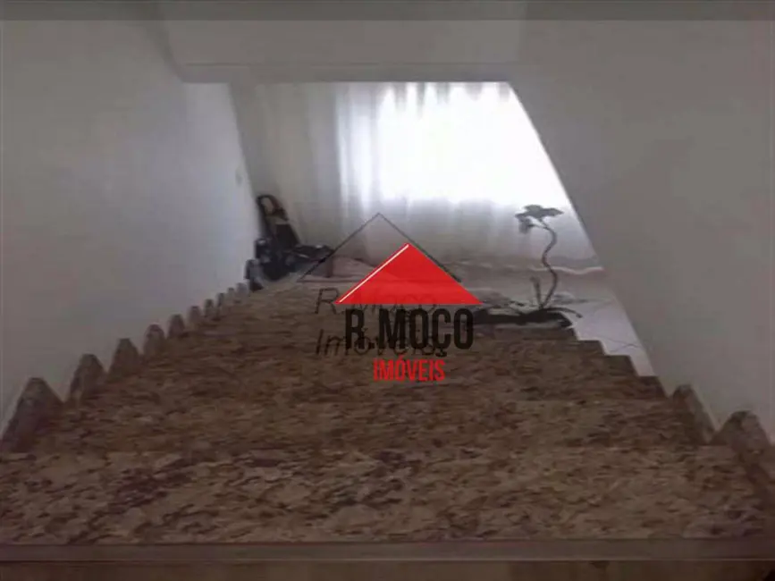 Sobrado com 3 quartos à venda, 160m2 em Vila Ré, São Paulo - SP - imagem 9 Foto 9 de Sobrado com 3 quartos à venda, 160m2 em Vila Ré, São Paulo - SP