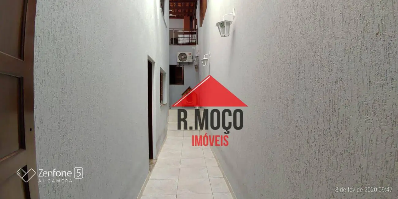 Sobrado com 3 quartos à venda, 130m2 em Vila Ré, São Paulo - SP - imagem 2 Foto 2 de Sobrado com 3 quartos à venda, 130m2 em Vila Ré, São Paulo - SP