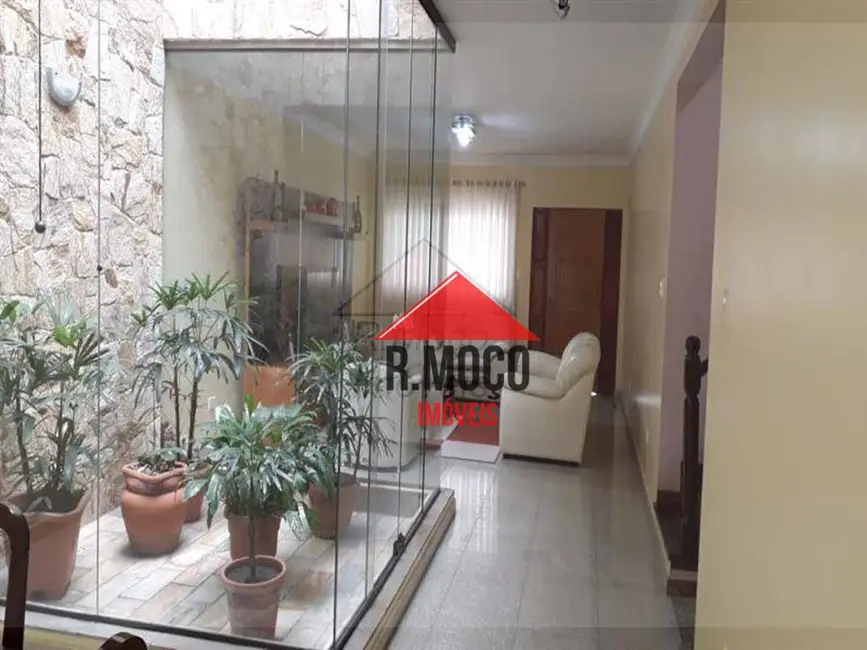 Sobrado com 3 quartos à venda, 320m2 em Cidade Patriarca, São Paulo - SP - imagem 1 Foto 1 de Sobrado com 3 quartos à venda, 320m2 em Cidade Patriarca, São Paulo - SP