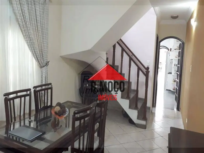 Sobrado com 3 quartos à venda, 200m2 em Cidade Patriarca, São Paulo - SP - imagem 7 Foto 7 de Sobrado com 3 quartos à venda, 200m2 em Cidade Patriarca, São Paulo - SP