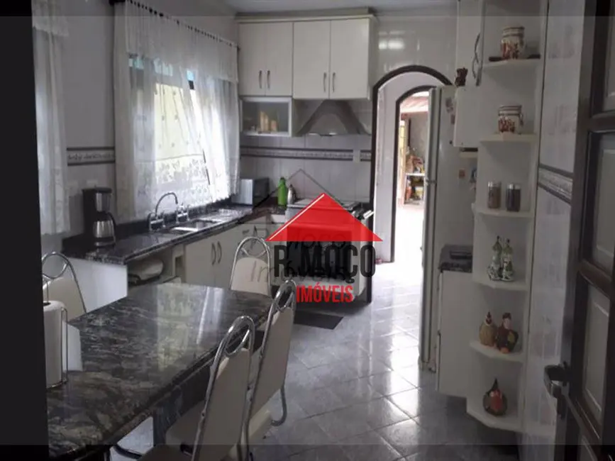 Sobrado com 3 quartos à venda, 200m2 em Cidade Patriarca, São Paulo - SP - imagem 8 Foto 8 de Sobrado com 3 quartos à venda, 200m2 em Cidade Patriarca, São Paulo - SP