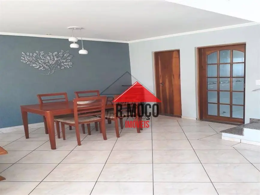 Sobrado com 3 quartos à venda, 145m2 em Vila Guilhermina, São Paulo - SP - imagem 3 Foto 3 de Sobrado com 3 quartos à venda, 145m2 em Vila Guilhermina, São Paulo - SP