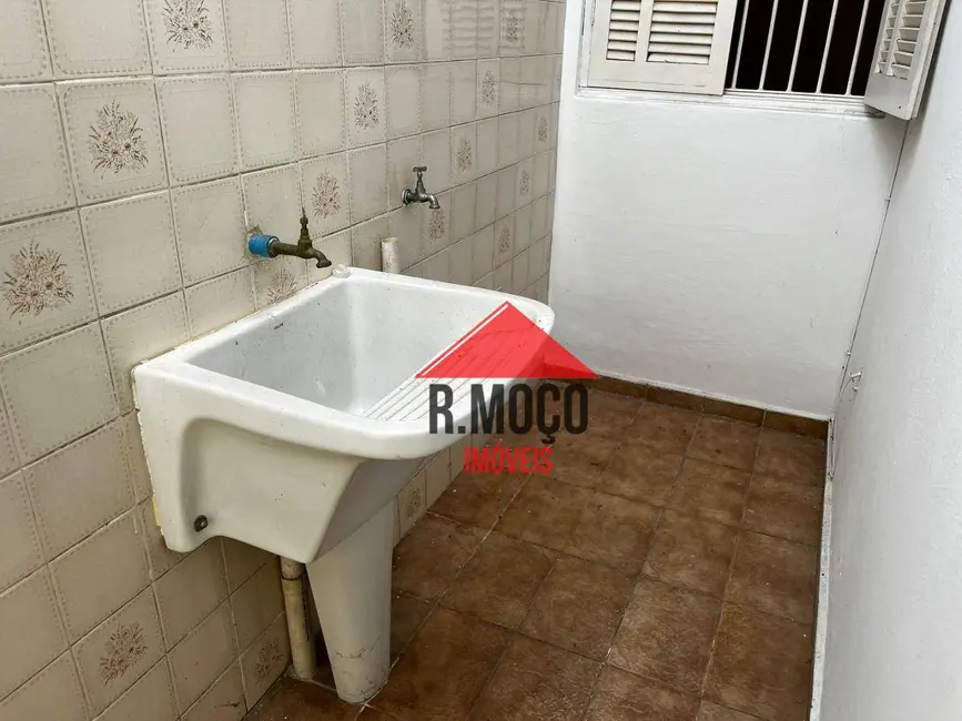 Casa com 2 quartos para alugar, 120m2 em Cidade Patriarca, São Paulo - SP - imagem 3 Foto 3 de Casa com 2 quartos para alugar, 120m2 em Cidade Patriarca, São Paulo - SP