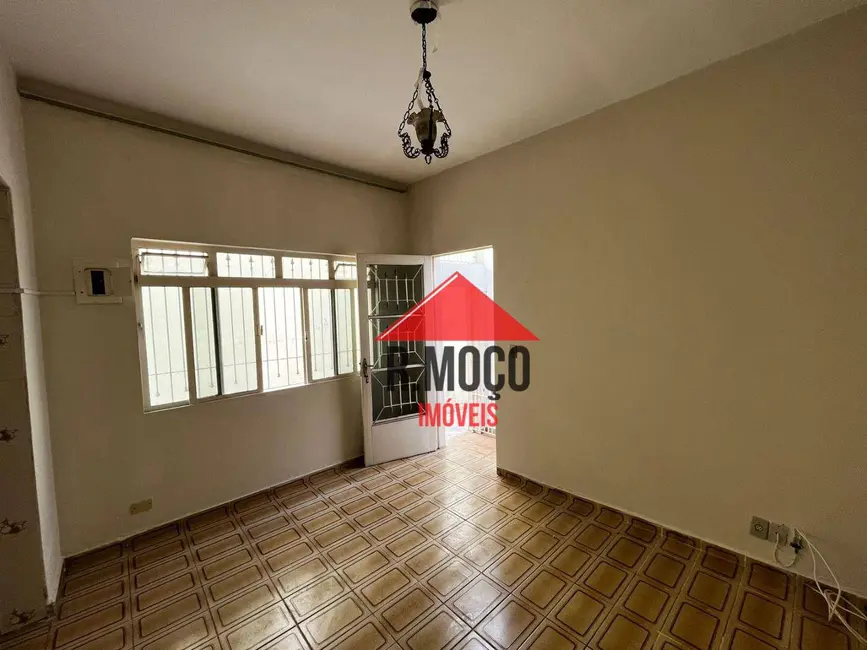 Casa com 2 quartos para alugar, 120m2 em Cidade Patriarca, São Paulo - SP - imagem 6 Foto 6 de Casa com 2 quartos para alugar, 120m2 em Cidade Patriarca, São Paulo - SP