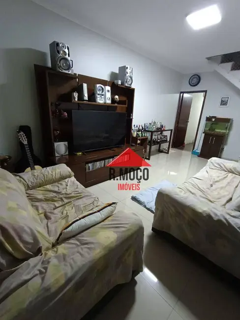 Sobrado com 3 quartos à venda, 216m2 em Cidade Patriarca, São Paulo - SP - imagem 4 Foto 4 de Sobrado com 3 quartos à venda, 216m2 em Cidade Patriarca, São Paulo - SP