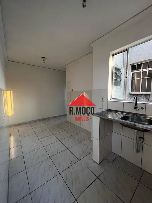 Foto 6 de Casa com 2 quartos para alugar, 55m2 em Vila Talarico, São Paulo - SP