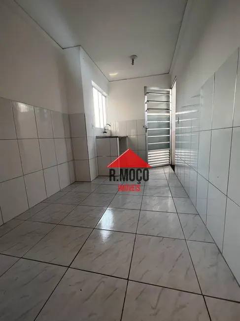Foto 3 de Casa com 2 quartos para alugar, 55m2 em Vila Talarico, São Paulo - SP