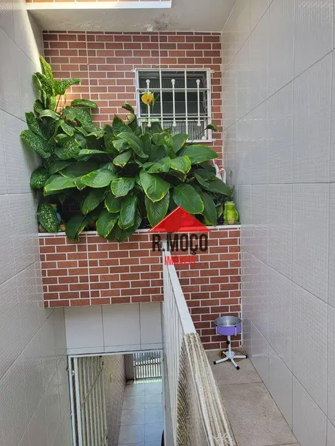 Casa com 2 quartos à venda, 125m2 em Vila Nhocune, São Paulo - SP - imagem 2 Foto 2 de Casa com 2 quartos à venda, 125m2 em Vila Nhocune, São Paulo - SP