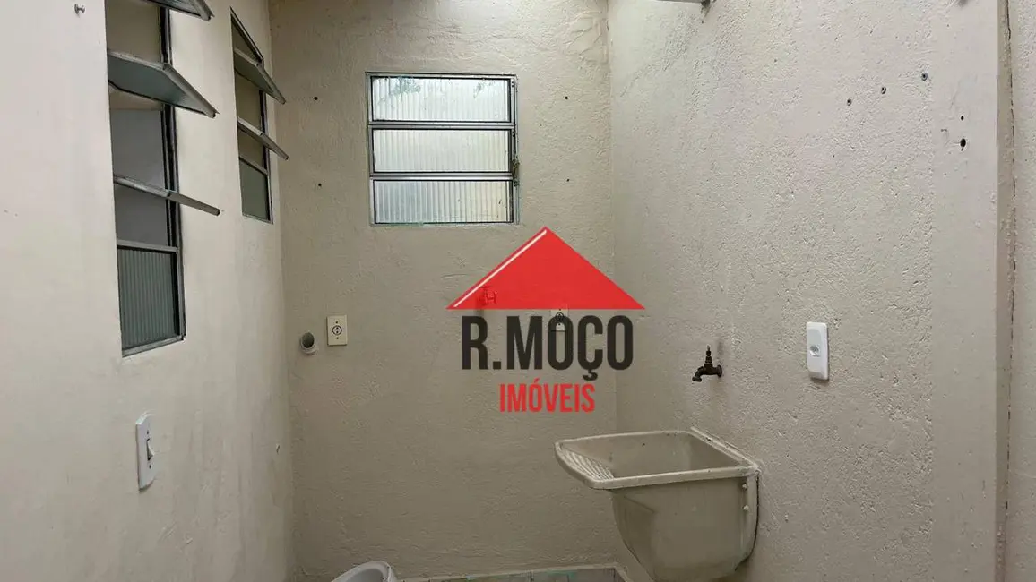 Foto 3 de Sobrado com 2 quartos para alugar, 55m2 em Vila Guilhermina, São Paulo - SP