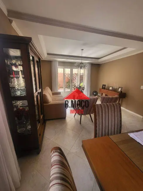 Sobrado com 4 quartos à venda, 142m2 em Jardim Hercilia, São Paulo - SP - imagem 9 Foto 9 de Sobrado com 4 quartos à venda, 142m2 em Jardim Hercilia, São Paulo - SP