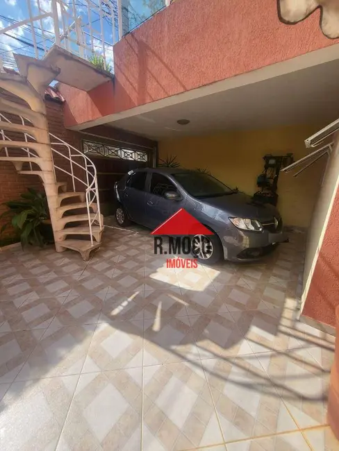 Sobrado com 4 quartos à venda, 142m2 em Jardim Hercilia, São Paulo - SP - imagem 5 Foto 5 de Sobrado com 4 quartos à venda, 142m2 em Jardim Hercilia, São Paulo - SP