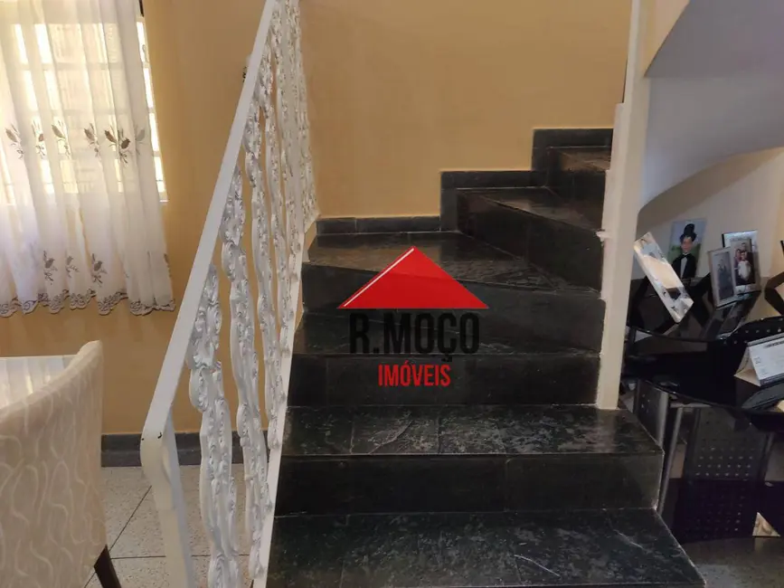 Sobrado com 5 quartos à venda, 150m2 em Cidade Patriarca, São Paulo - SP - imagem 9 Foto 9 de Sobrado com 5 quartos à venda, 150m2 em Cidade Patriarca, São Paulo - SP