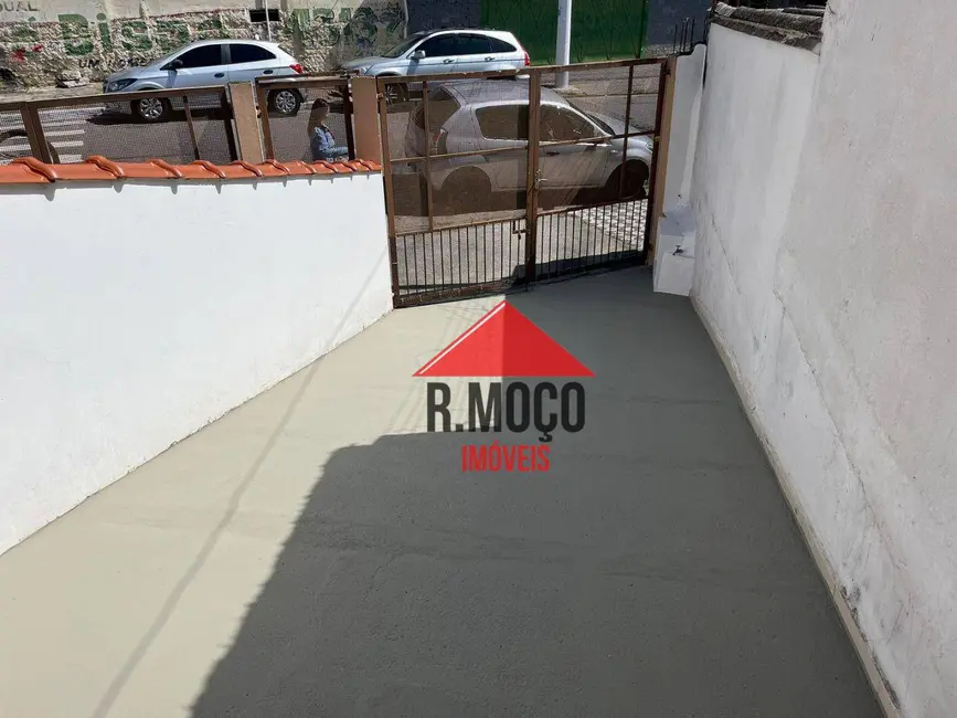 Foto 3 de Casa com 2 quartos para alugar, 105m2 em Vila Nova Savoia, São Paulo - SP