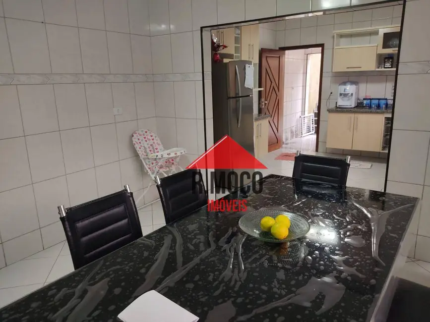 Sobrado com 3 quartos à venda, 173m2 em Vila Guilhermina, São Paulo - SP - imagem 8 Foto 8 de Sobrado com 3 quartos à venda, 173m2 em Vila Guilhermina, São Paulo - SP