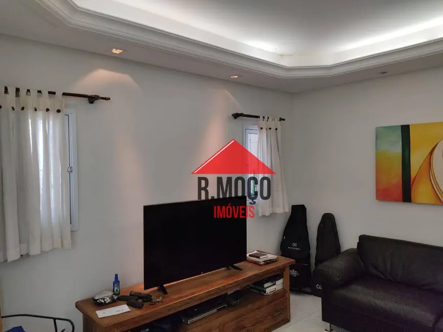 Sobrado com 3 quartos à venda, 331m2 em Cidade Patriarca, São Paulo - SP - imagem 8 Foto 8 de Sobrado com 3 quartos à venda, 331m2 em Cidade Patriarca, São Paulo - SP