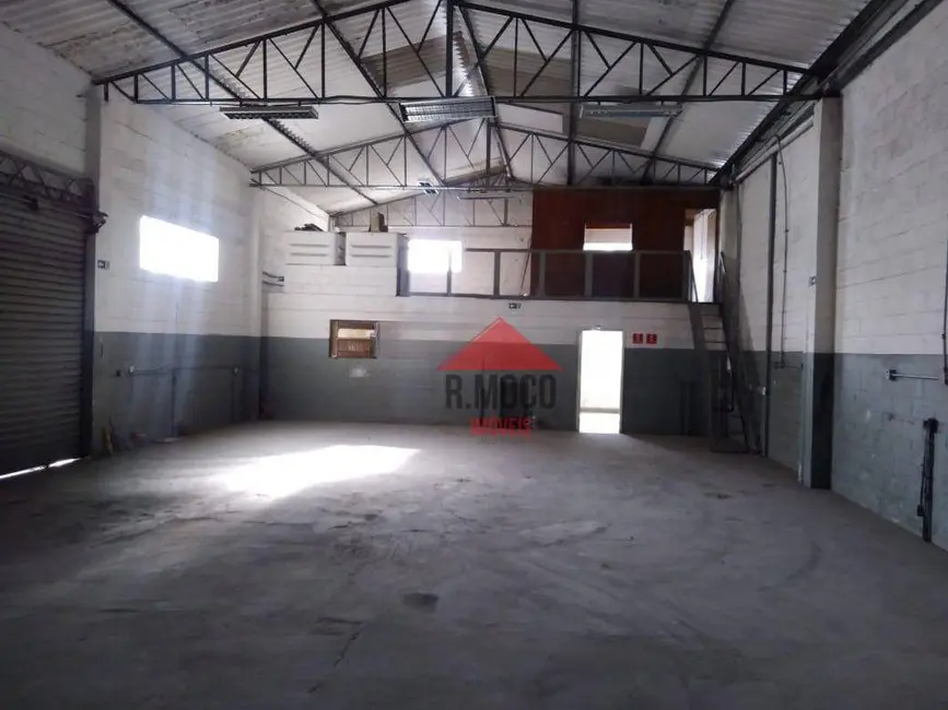 Foto 1 de Armazém / Galpão para alugar, 800m2 em Jardim Matarazzo, São Paulo - SP