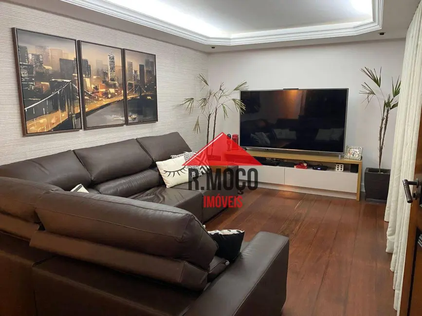 Foto 1 de Sobrado com 4 quartos à venda, 180m2 em Jardim Hercilia, São Paulo - SP