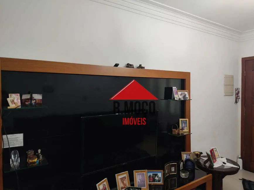 Sobrado com 3 quartos à venda, 110m2 em Vila Guilhermina, São Paulo - SP - imagem 4 Foto 4 de Sobrado com 3 quartos à venda, 110m2 em Vila Guilhermina, São Paulo - SP