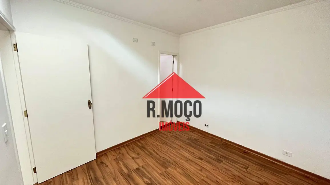 Foto 6 de Sobrado com 4 quartos para alugar, 303m2 em Vila Esperança, São Paulo - SP
