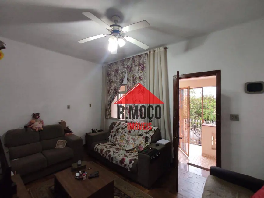 Casa com 2 quartos à venda, 180m2 em Vila Guilhermina, São Paulo - SP - imagem 4 Foto 4 de Casa com 2 quartos à venda, 180m2 em Vila Guilhermina, São Paulo - SP