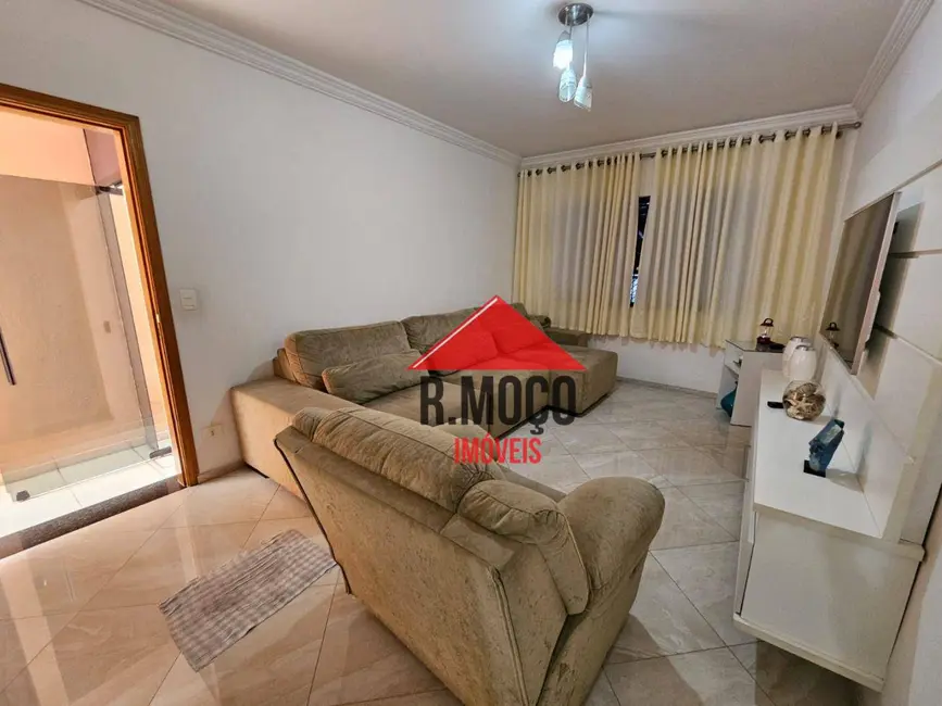 Foto 2 de Sobrado com 3 quartos à venda, 151m2 em Vila Guilhermina, São Paulo - SP