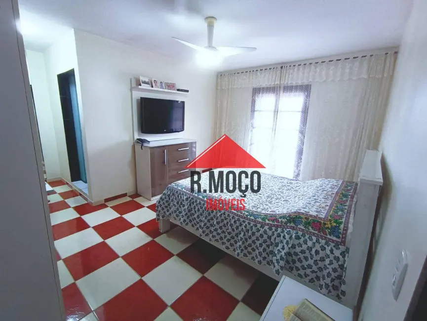 Sobrado com 3 quartos à venda, 150m2 em Vila Ré, São Paulo - SP - imagem 8 Foto 8 de Sobrado com 3 quartos à venda, 150m2 em Vila Ré, São Paulo - SP