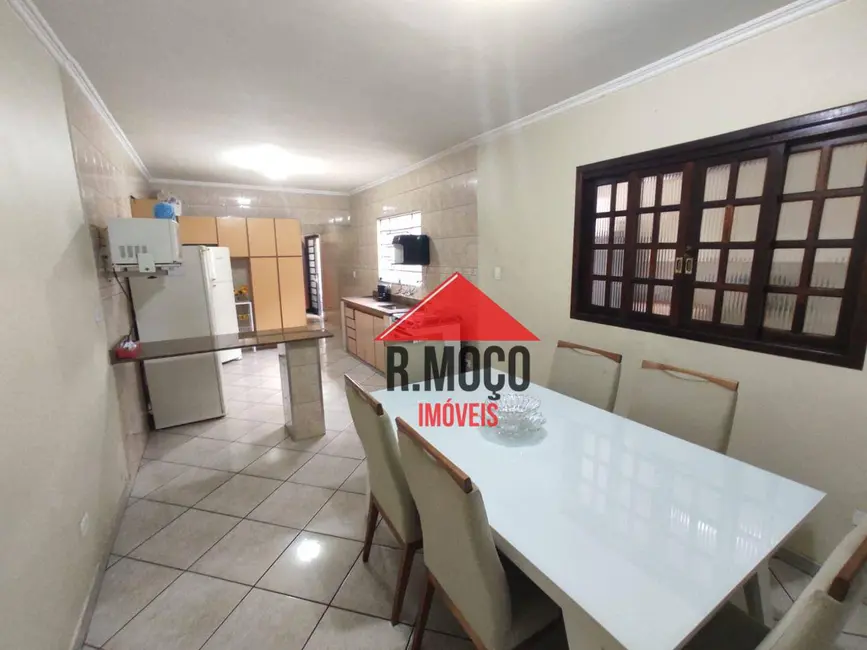 Sobrado com 3 quartos à venda, 160m2 em Vila Guilhermina, São Paulo - SP - imagem 3 Foto 3 de Sobrado com 3 quartos à venda, 160m2 em Vila Guilhermina, São Paulo - SP