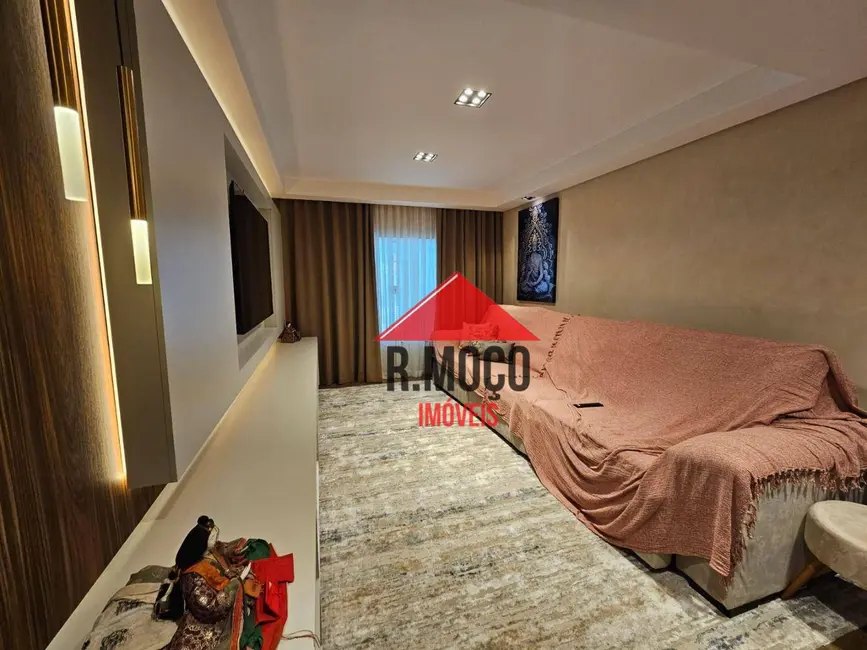 Sobrado com 5 quartos à venda, 180m2 em Cidade Patriarca, São Paulo - SP - imagem 8 Foto 8 de Sobrado com 5 quartos à venda, 180m2 em Cidade Patriarca, São Paulo - SP