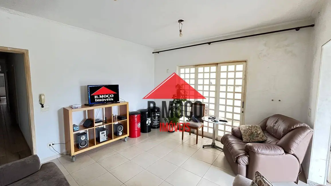 Sobrado com 5 quartos à venda, 255m2 em Vila Guilhermina, São Paulo - SP - imagem 3 Foto 3 de Sobrado com 5 quartos à venda, 255m2 em Vila Guilhermina, São Paulo - SP